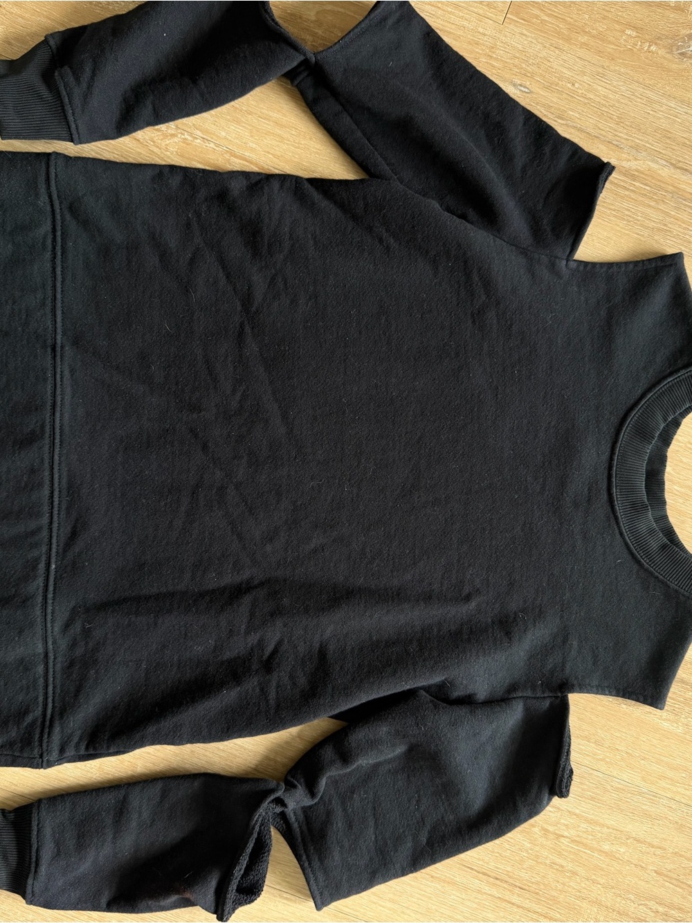 Noli Black Crewneck Sweatshirt